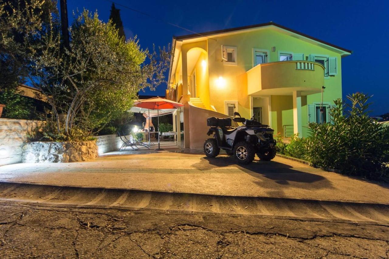 Apartments Prahović Zdrelac Bagian luar foto