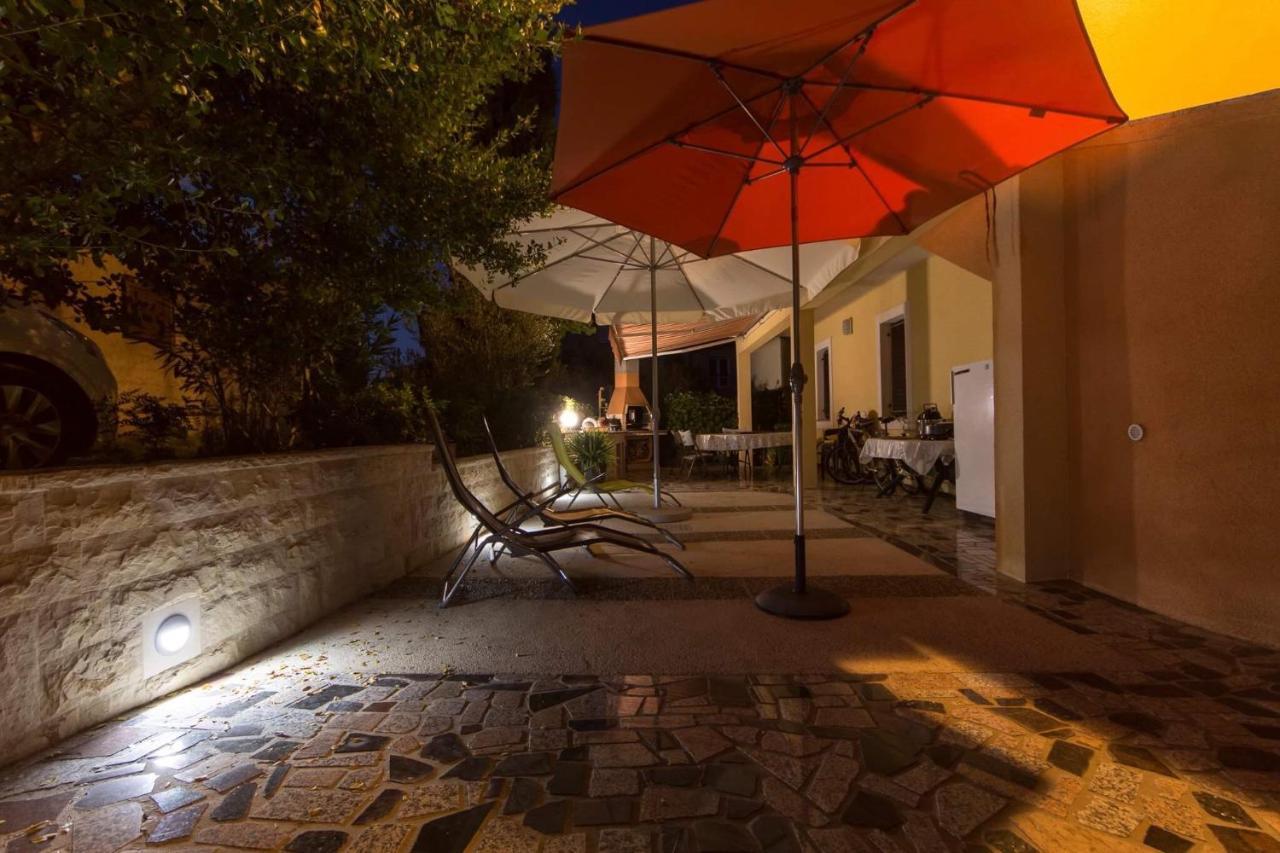 Apartments Prahović Zdrelac Bagian luar foto