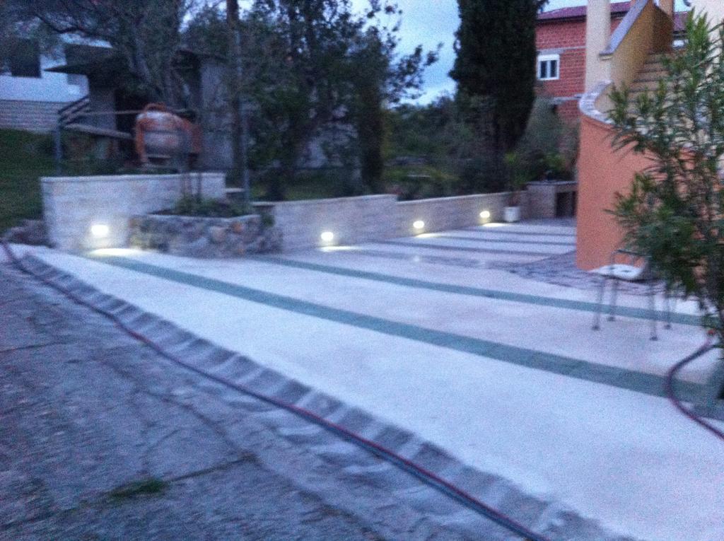 Apartments Prahović Zdrelac Bagian luar foto