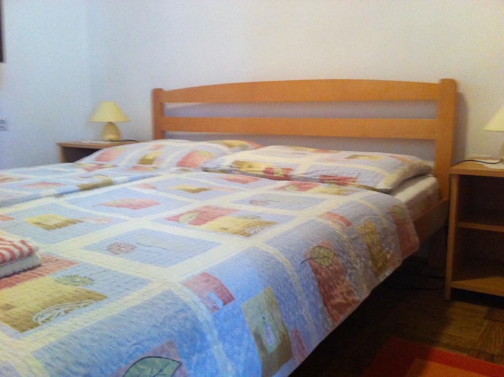 Apartments Prahović Zdrelac Bagian luar foto